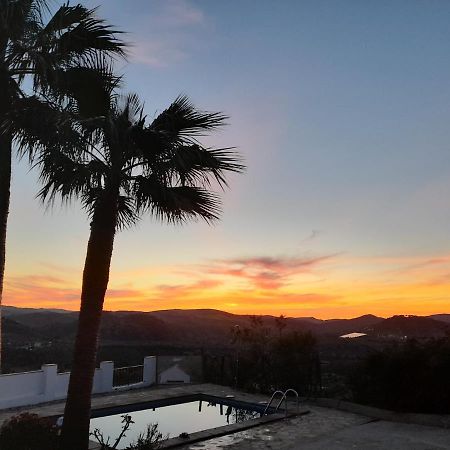 Las Palmeras - Ein Stück vom Paradies - Behagliches Haus mit Pool Algodonales Exterior foto